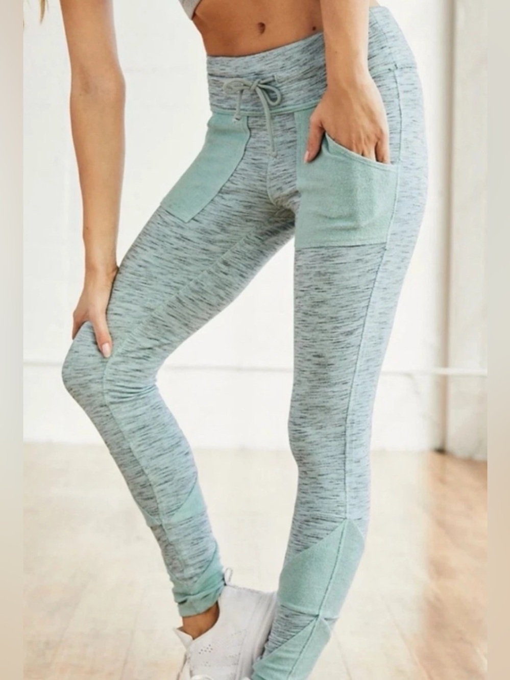 Free People Movement Mint Green Kyoto High Rise Cropped Leggings Size Medium